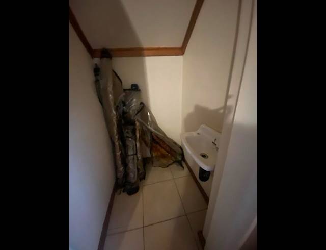 6 BEDROOM HOUSE FOR SALE IN CLUBVILLE